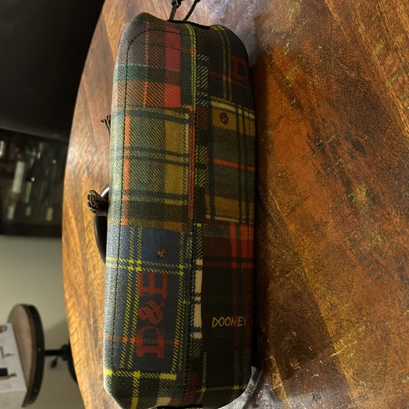 Vintage Dooney & Bourke Madras Ladybug Picnic Patchwork Plaid Handbag - Picture 4 of 15